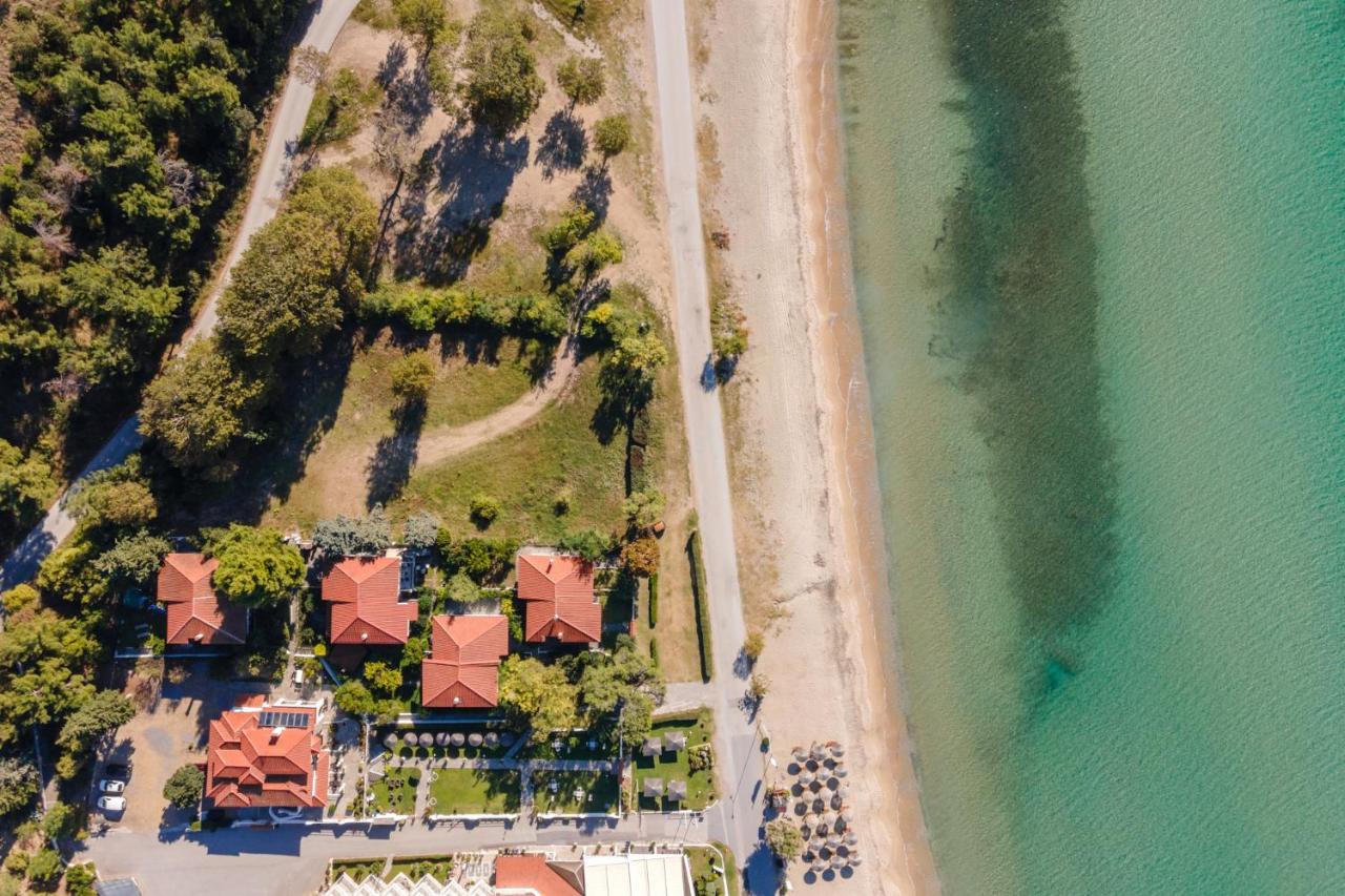 Beach Front Vintage Villa Kalliktratis Nea Kallikrateia Екстериор снимка