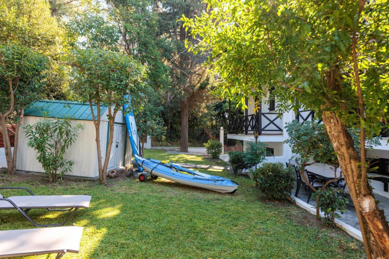 Beach Front Vintage Villa Kalliktratis Nea Kallikrateia Екстериор снимка