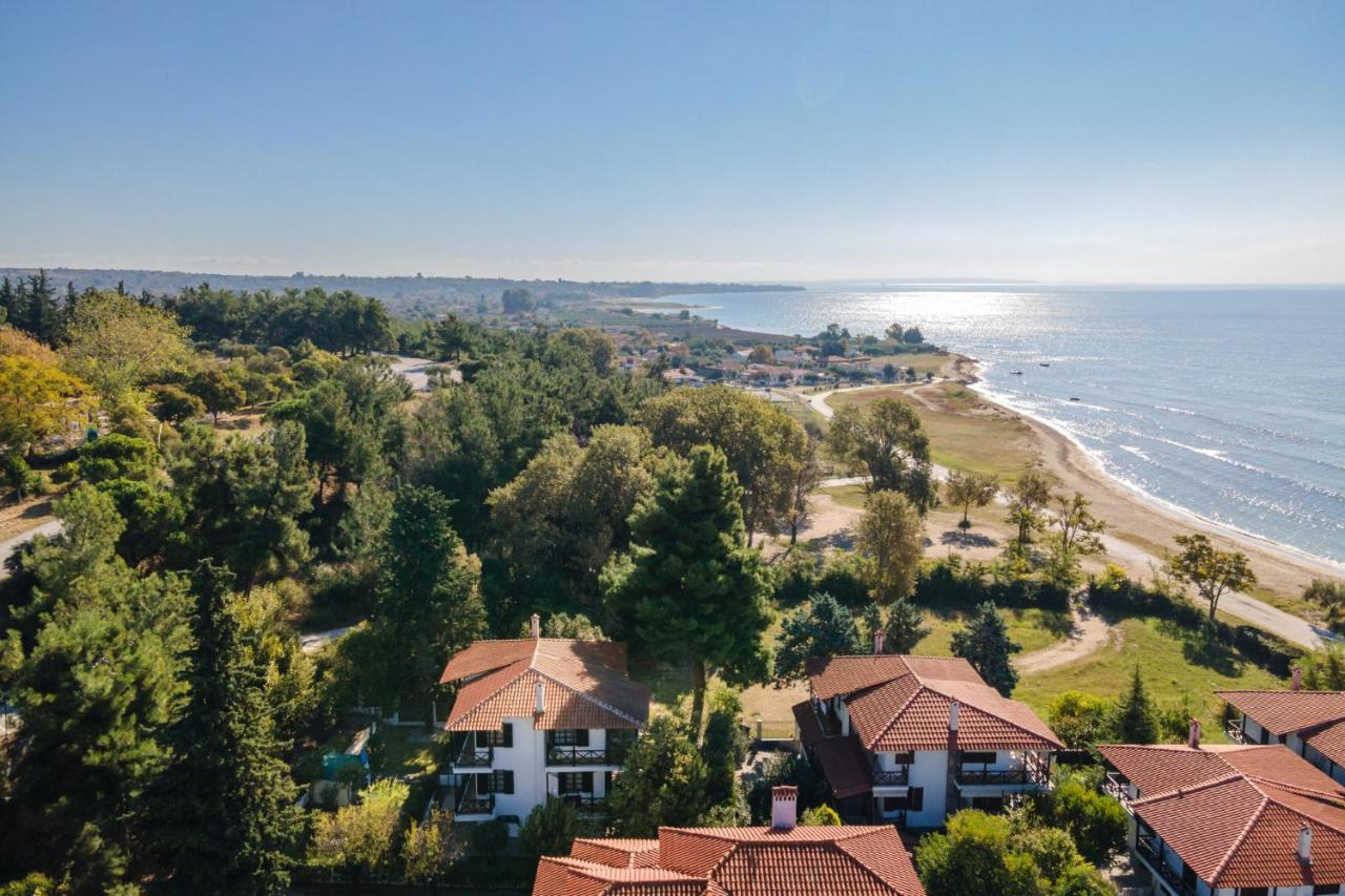 Beach Front Vintage Villa Kalliktratis Nea Kallikrateia Екстериор снимка