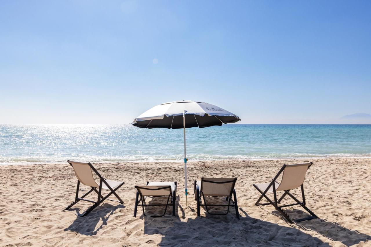 Beach Front Vintage Villa Kalliktratis Nea Kallikrateia Екстериор снимка