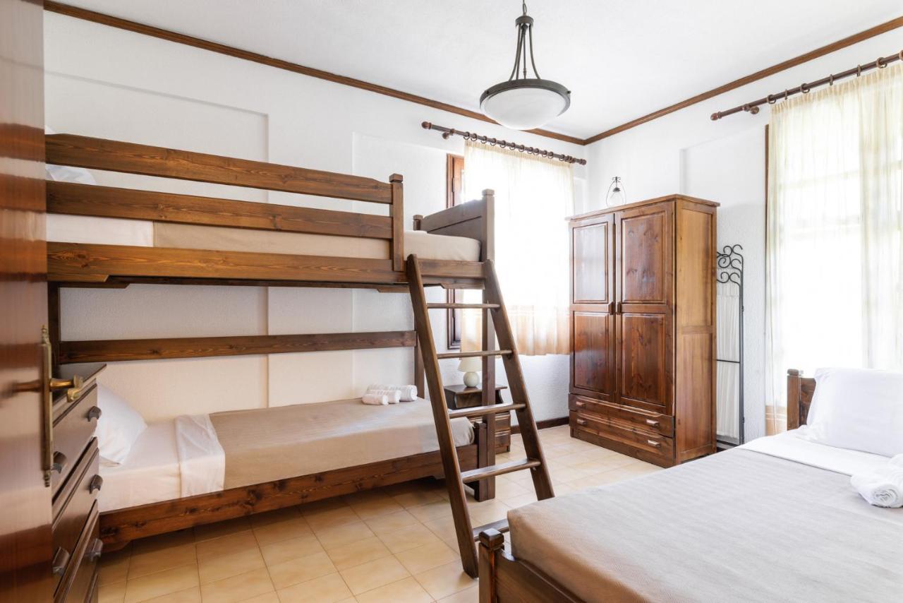 Beach Front Vintage Villa Kalliktratis Nea Kallikrateia Екстериор снимка