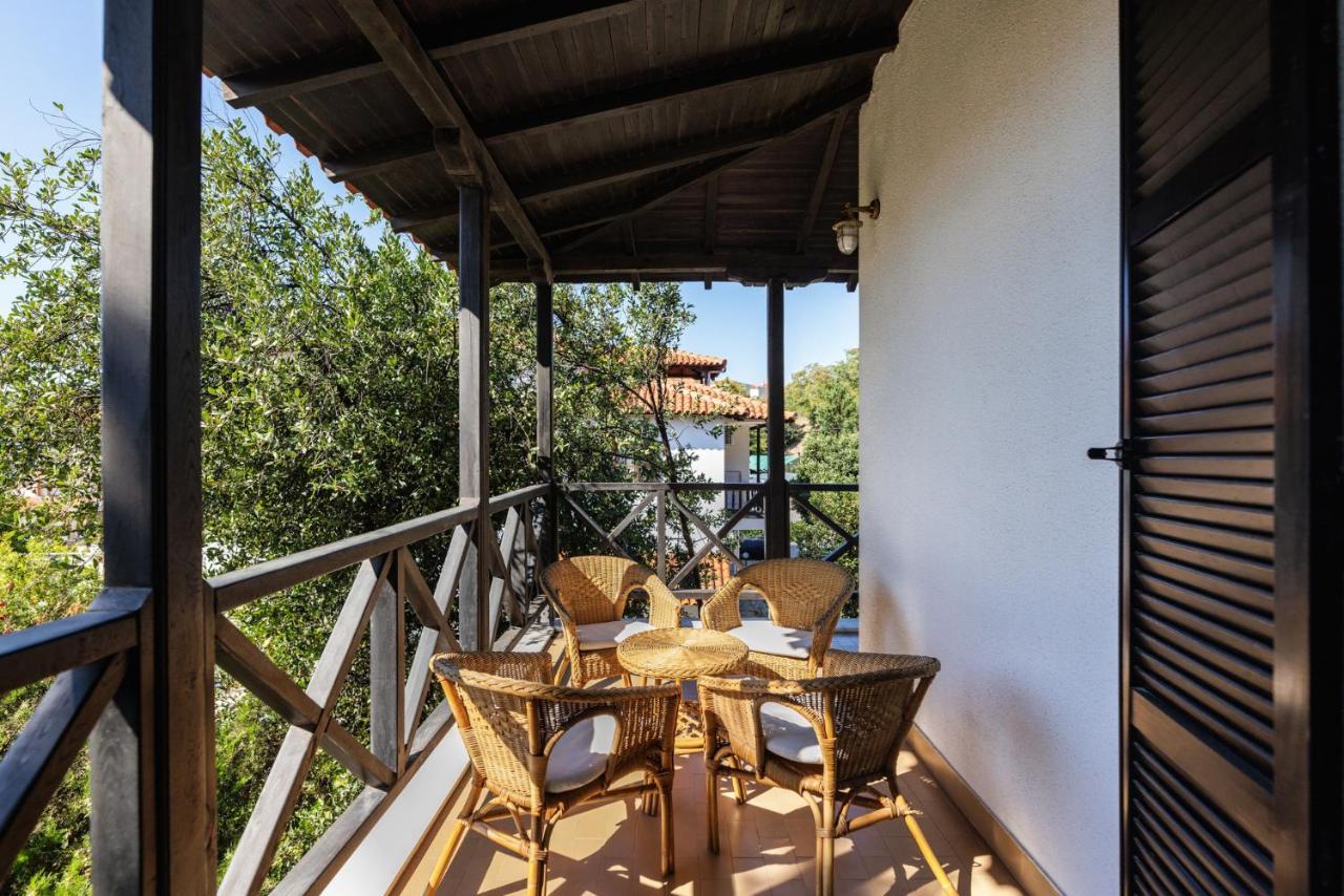 Beach Front Vintage Villa Kalliktratis Nea Kallikrateia Екстериор снимка