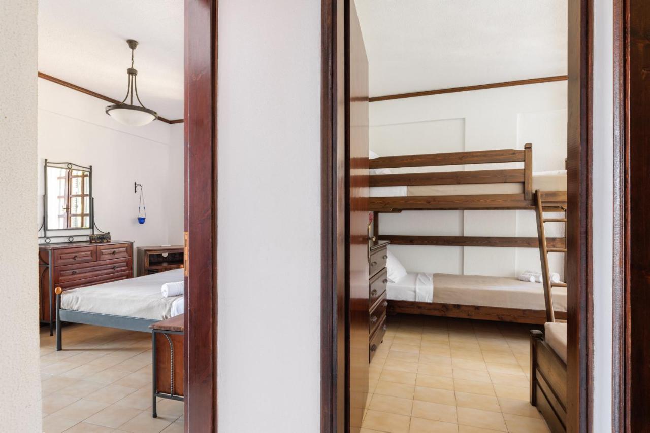 Beach Front Vintage Villa Kalliktratis Nea Kallikrateia Екстериор снимка