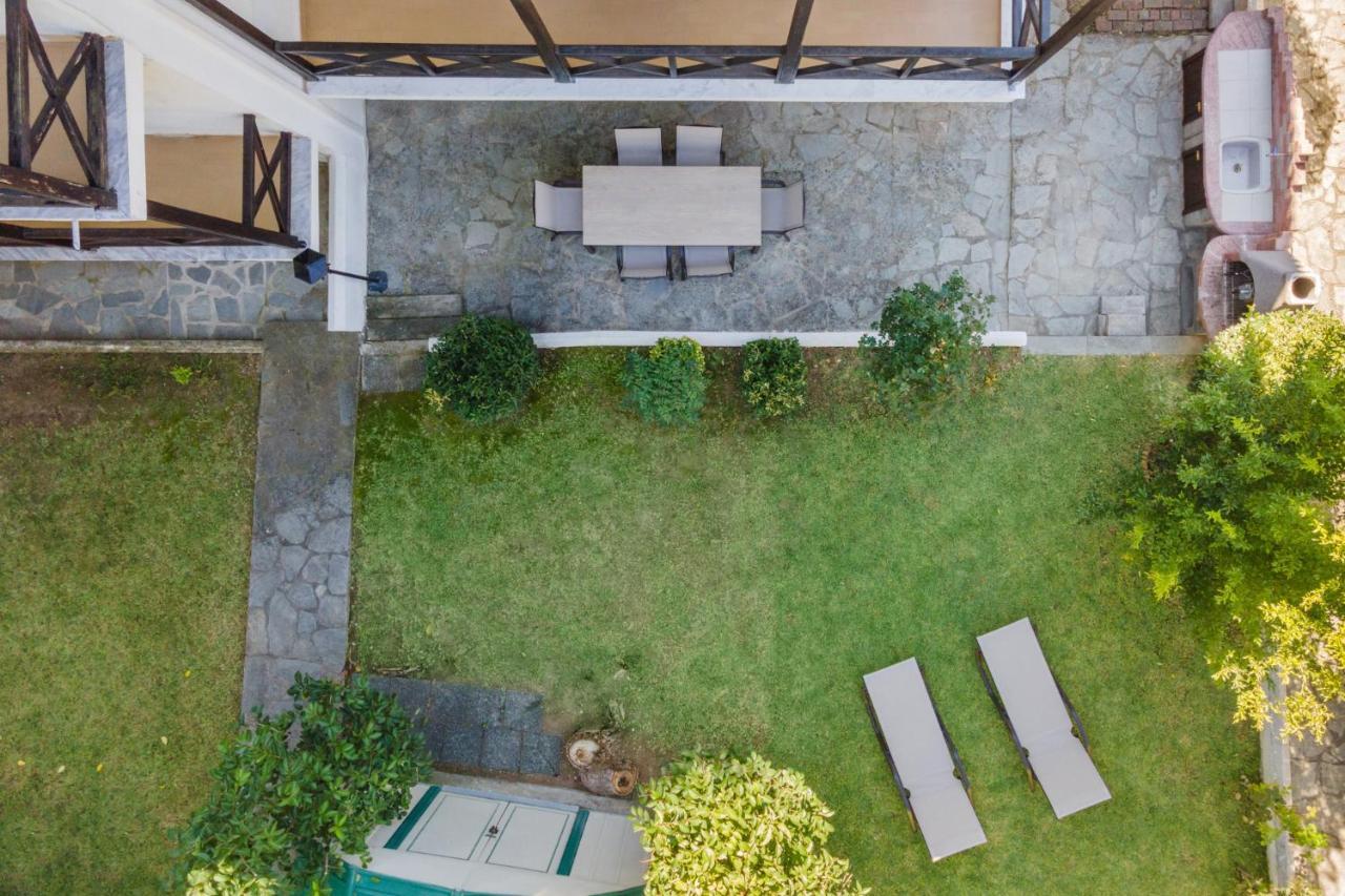 Beach Front Vintage Villa Kalliktratis Nea Kallikrateia Екстериор снимка
